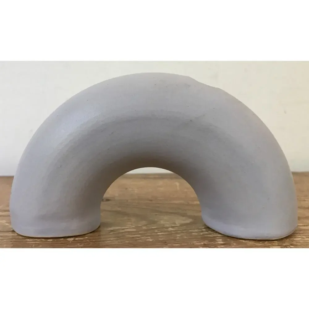 EKUA Gray Ceramic Porcelain Art Pottery Arch Ikebana Japanese Vase 7.5“